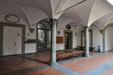 مسافرخانه Foresteria Valdese Di Firenze