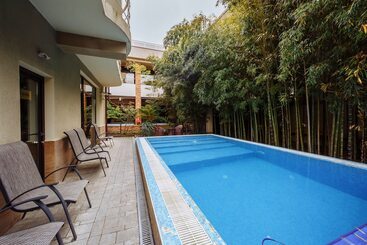 هتل Bliss House