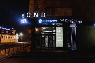 هتل Diamond Lugovaya