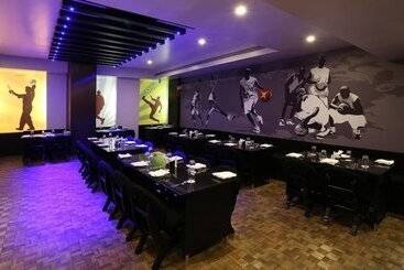 هتل Grand Kailash