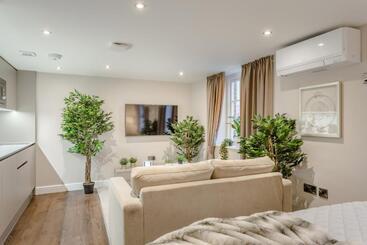 هتل Heritage Mews Nottingham