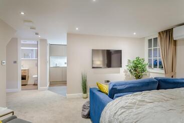 هتل Heritage Mews Nottingham
