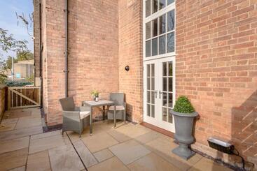 هتل Heritage Mews Nottingham