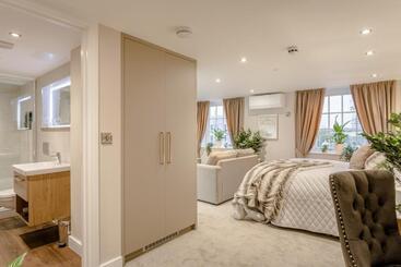 هتل Heritage Mews Nottingham