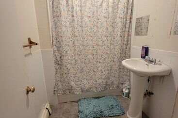 Pension (Hôtel basse catégorie) Bedrooms Near Fenway & Downtown Boston