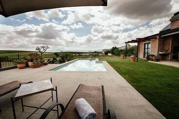 پانسیون Vineyard Views Country House