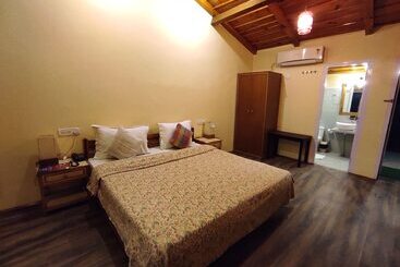 Aamod Monolith Resort Bhimtal