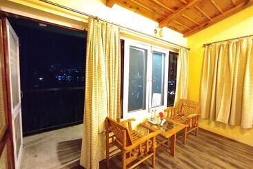 Aamod Monolith Resort Bhimtal