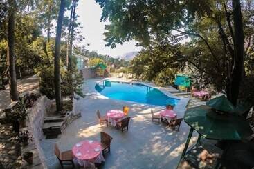 Aamod Monolith Resort Bhimtal