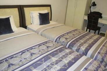 Beachfront Suite Alit