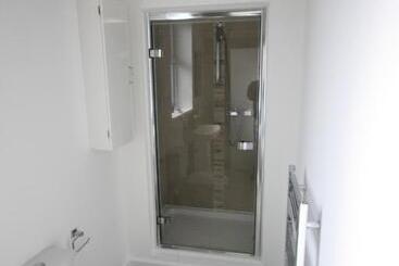 Holiday Home Hot Tub & Sauna