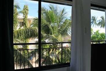 호텔 Camiguin Chumz Travelodge