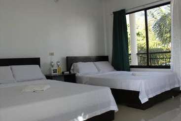 호텔 Camiguin Chumz Travelodge