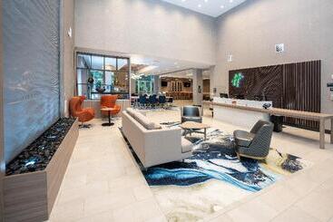 هتل Holiday Inn   Nw Houston Beltway 8, An Ihg