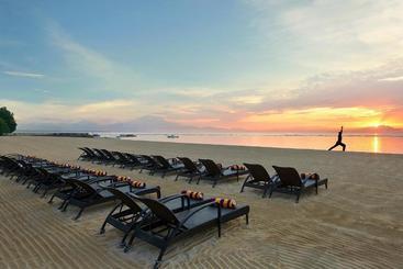 هتل Inna Grand Bali Beach