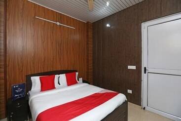 هتل Parkview Residency By Oyo Rooms