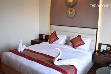 هتل Lavanya Inn
