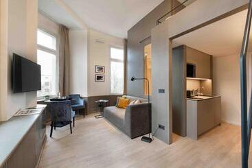 Oberdeck Studio Apartments   Adults Only