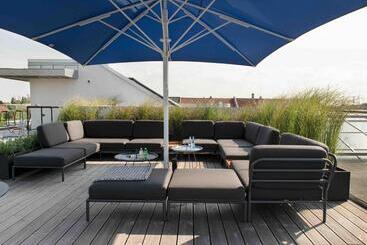 Oberdeck Studio Apartments   Adults Only
