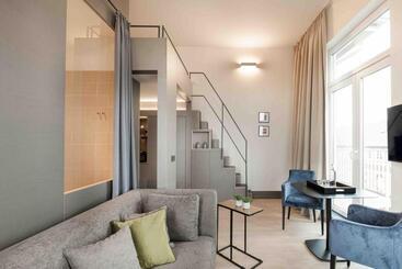 Oberdeck Studio Apartments   Adults Only