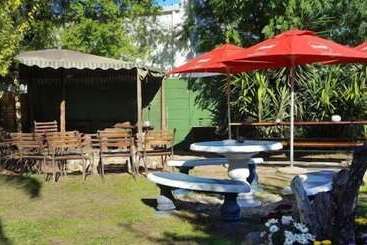 هاستل Stumble Inn Backpackers Lodge