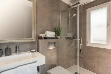 Fantastic 4 Bd & 4 Bth Apartm With Comunnal Terrace.. Carmen San Ignacio I