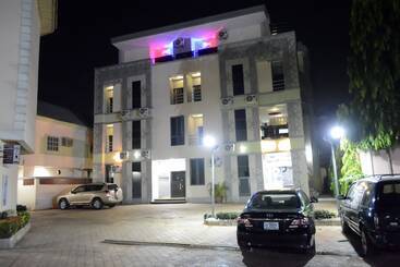 Golphins Suites And Hotels