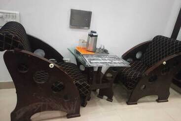 هتل Adb Rooms Today International Paharganj