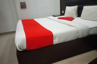هتل Adb Rooms Today International Paharganj