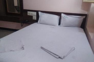 Hotel Akil Towers