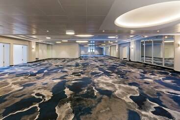 هتل Frankfurt Airport Marriott