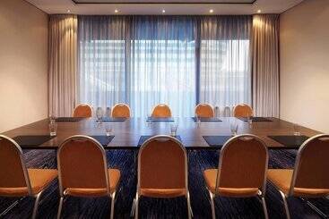 هتل Frankfurt Airport Marriott