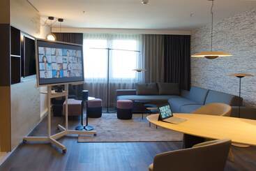 هتل Frankfurt Airport Marriott