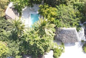 Hotel Garden Beach Bungalows Jambiani