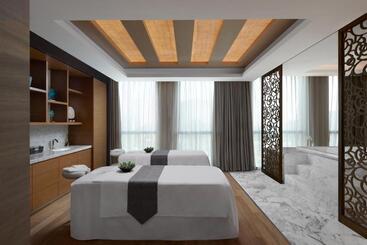 هتل Sheraton Beijing Lize