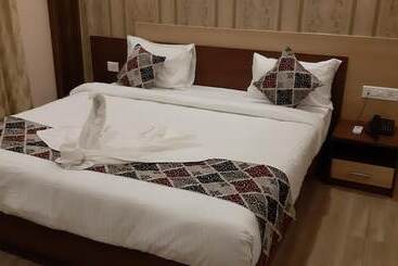 Pipul Hotels & Resorts