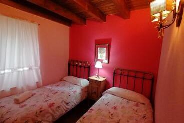 Casa Rural Dera Hont