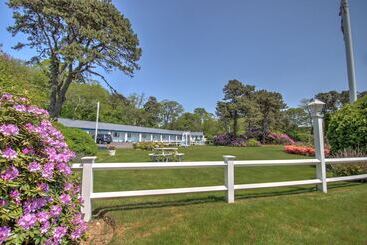 Sandy Neck Motel