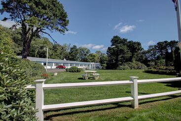 Sandy Neck Motel