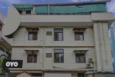 Hotel Super Collection O Green View Homes Near Nexus