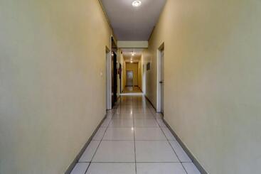 Hotel Super Collection O Green View Homes Near Nexus