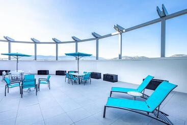 هتل Hyatt Place Kelowna