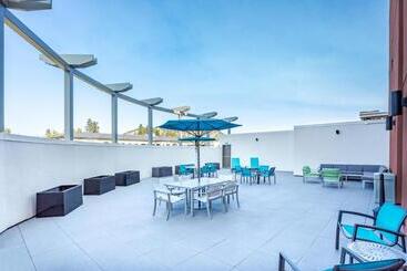 هتل Hyatt Place Kelowna