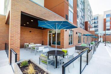 هتل Hyatt Place Kelowna
