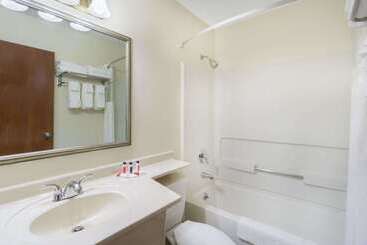 هتل Baymont By Wyndham Huber Heights Dayton