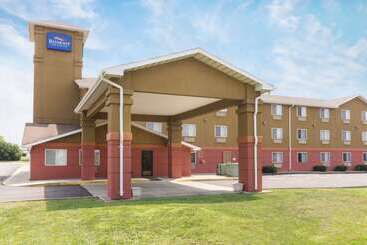 هتل Baymont By Wyndham Huber Heights Dayton