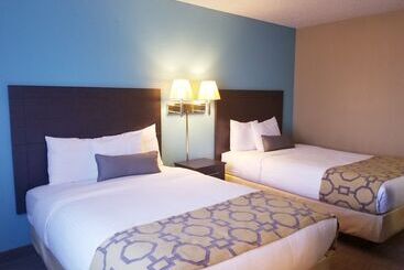 هتل Baymont By Wyndham Huber Heights Dayton