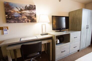 هتل Best Western Alpenglo Lodge