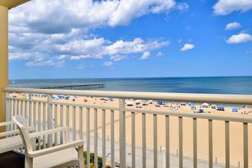هتل Four Points By Sheraton Virginia Beach Oceanfront