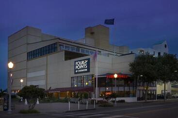 هتل Four Points By Sheraton Virginia Beach Oceanfront